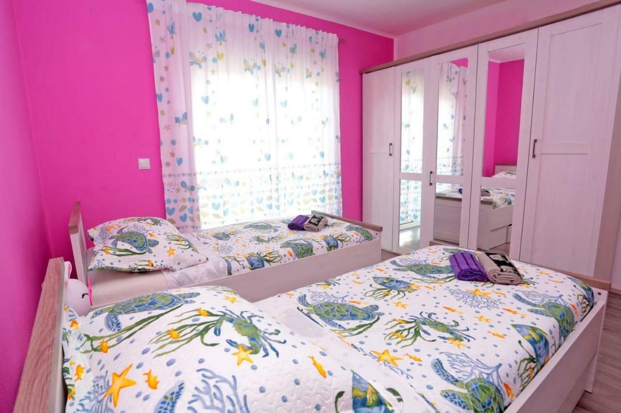 Apartment Tropic Stobrec สปลิท ภายนอก รูปภาพ