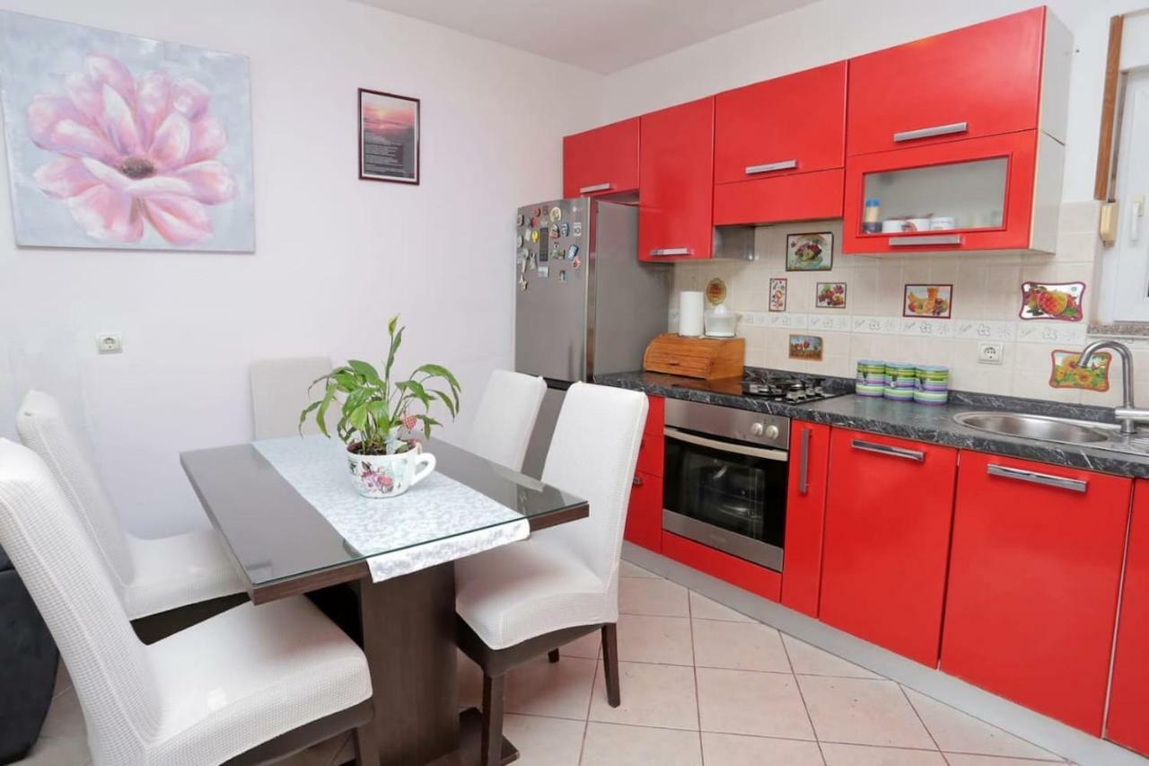 Apartment Tropic Stobrec สปลิท ภายนอก รูปภาพ