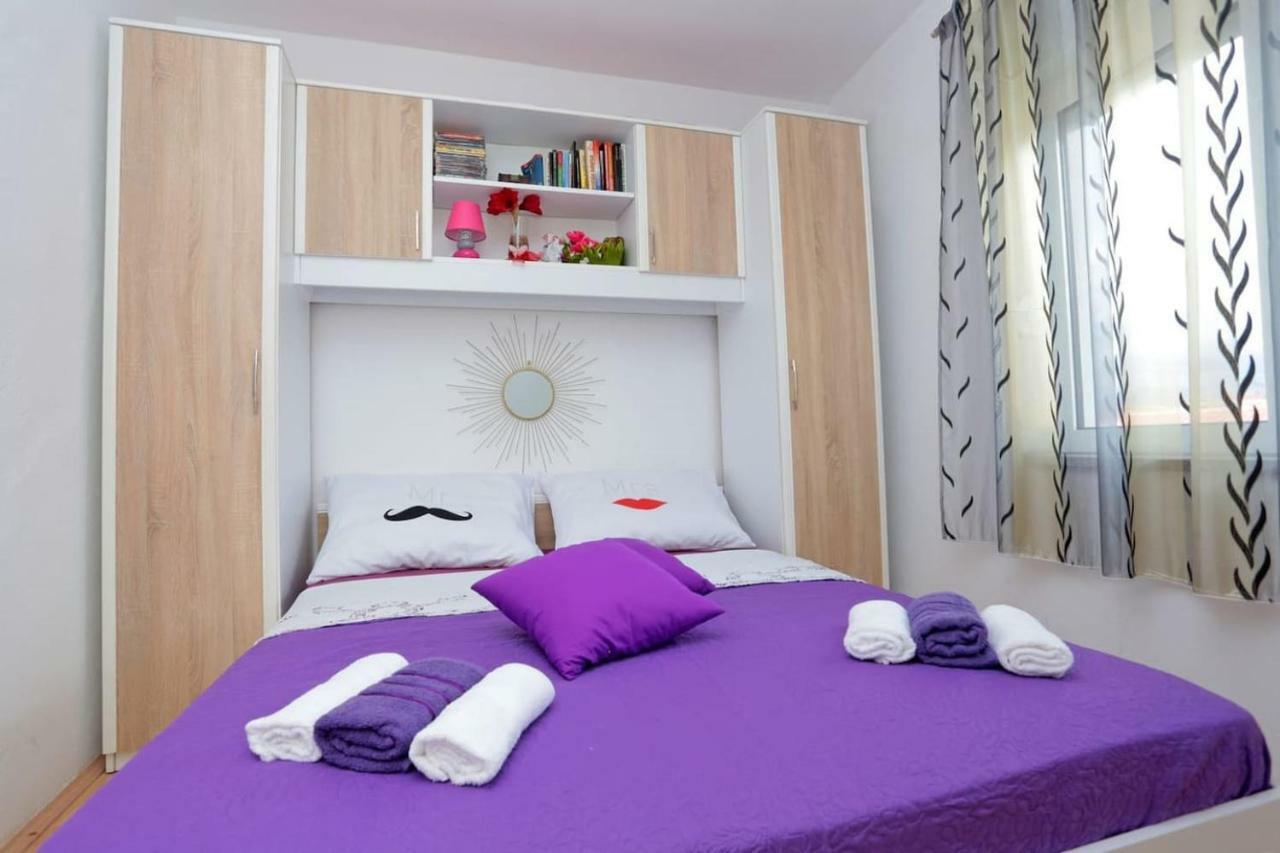 Apartment Tropic Stobrec สปลิท ภายนอก รูปภาพ